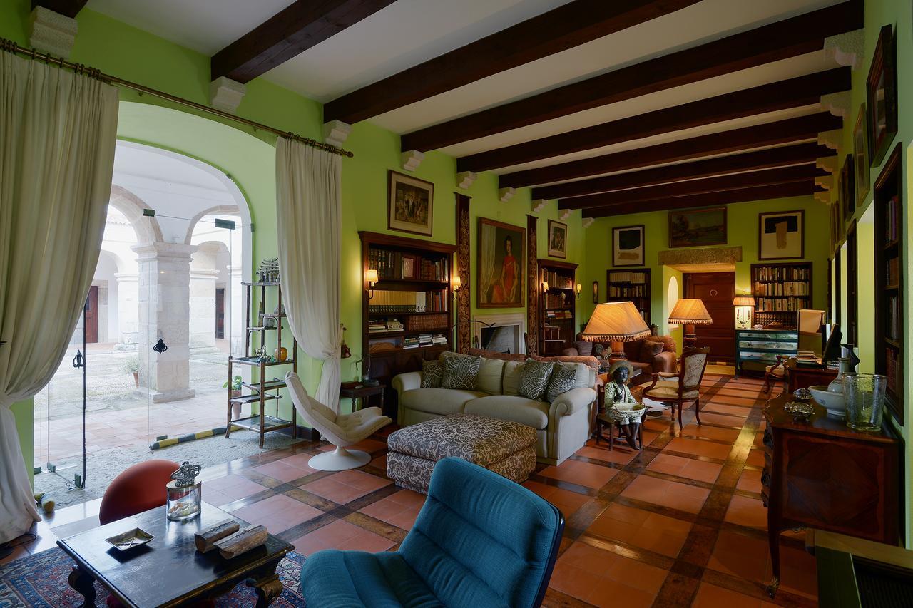 Convento Inn And Artists Residency Chamusca  Buitenkant foto